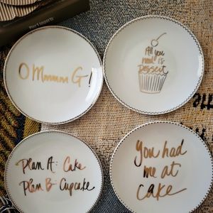 4 small dessert plates